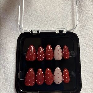 Elegant Polka Dot Press-On Nails - Red and White